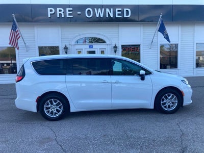 2023 Chrysler Pacifica Touring L