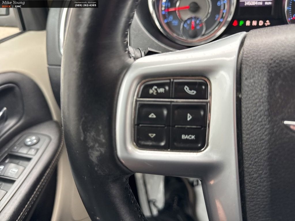 2013 Chrysler Town & Country Touring