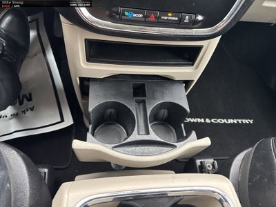 2013 Chrysler Town & Country Touring