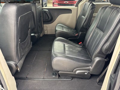 2013 Chrysler Town & Country Touring