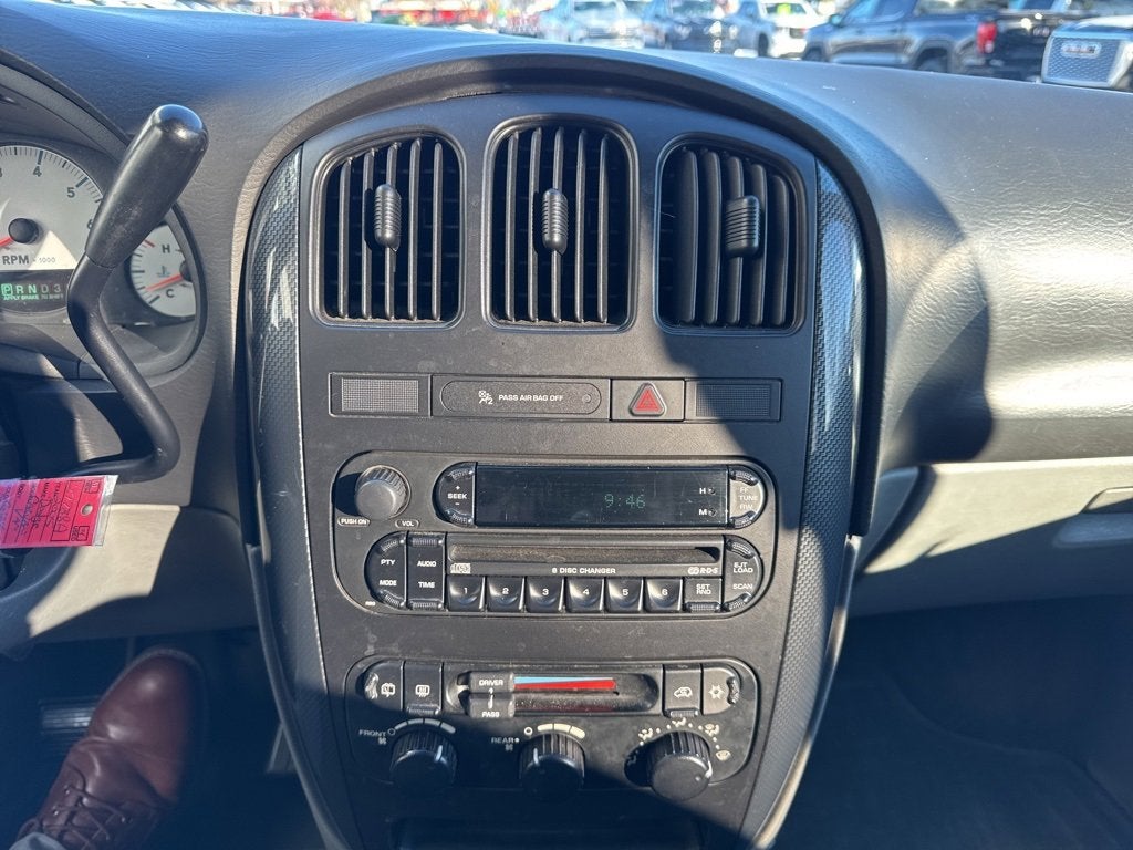 2005 Dodge Caravan SXT