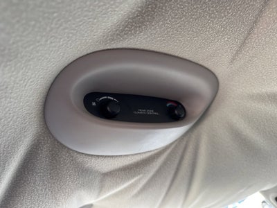 2005 Dodge Caravan SXT