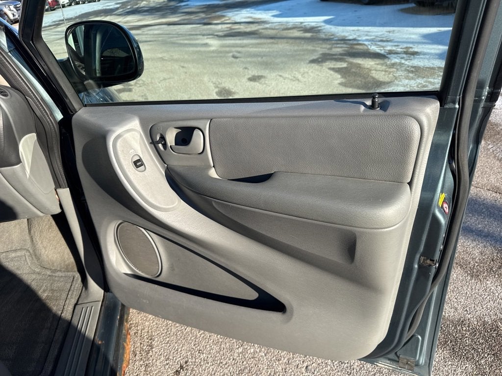 2005 Dodge Caravan SXT