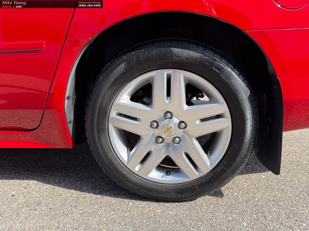 2011 Chevrolet Impala LT Retail