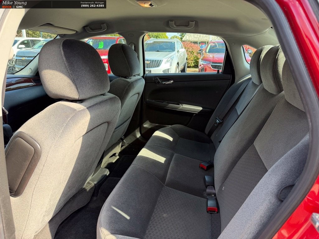 2011 Chevrolet Impala LT Retail