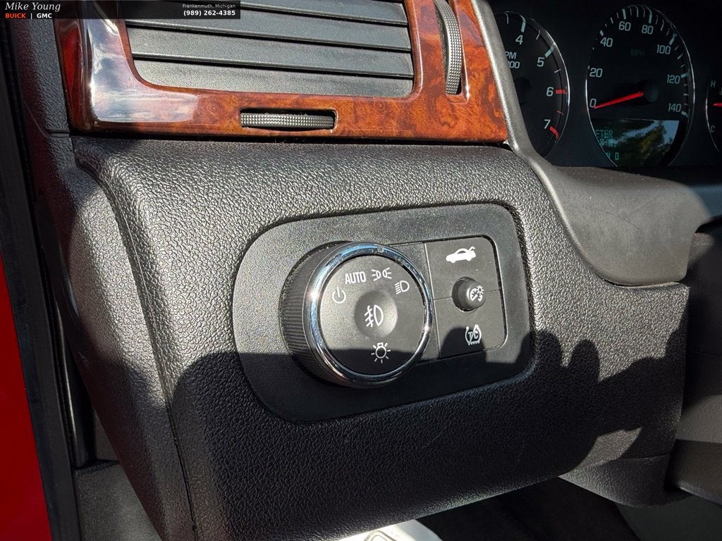2011 Chevrolet Impala LT Retail