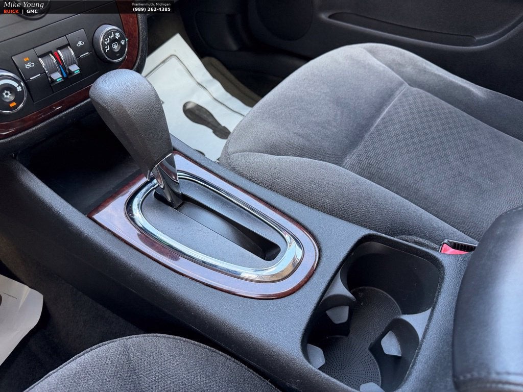 2011 Chevrolet Impala LT Retail