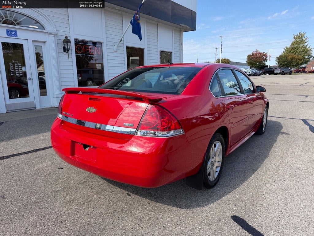 2011 Chevrolet Impala LT Retail