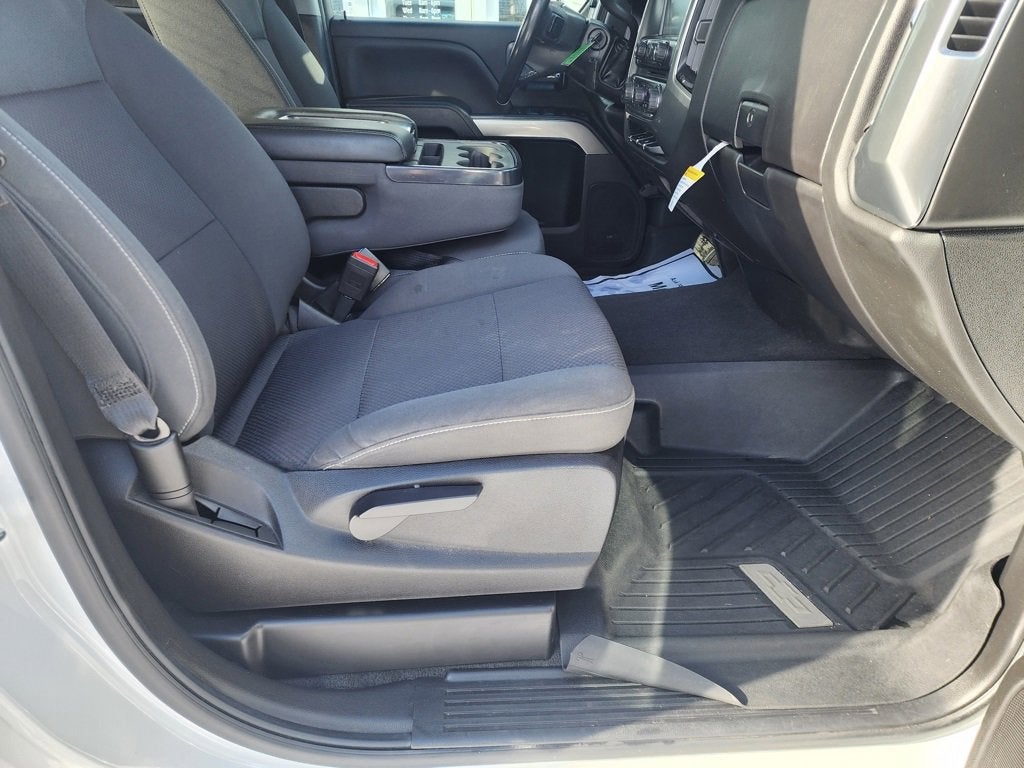 2019 Chevrolet Silverado LD LT