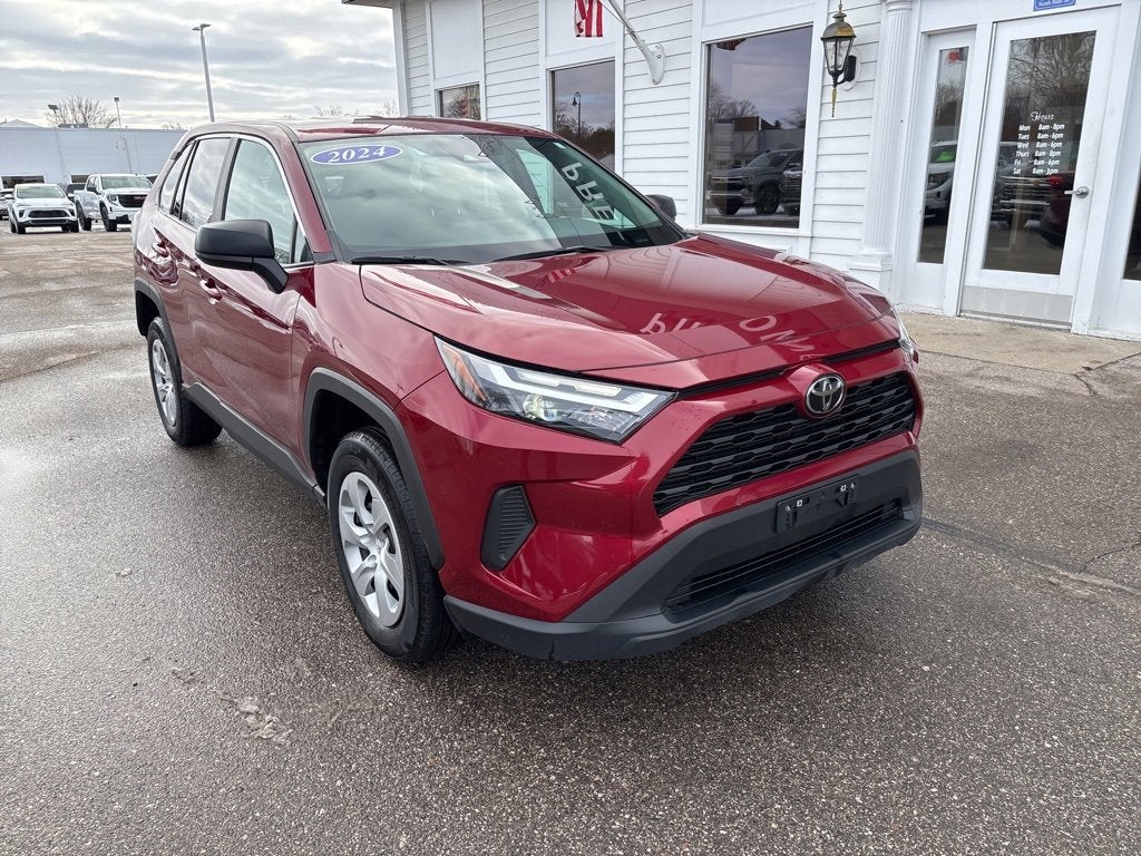 2024 Toyota RAV4 LE