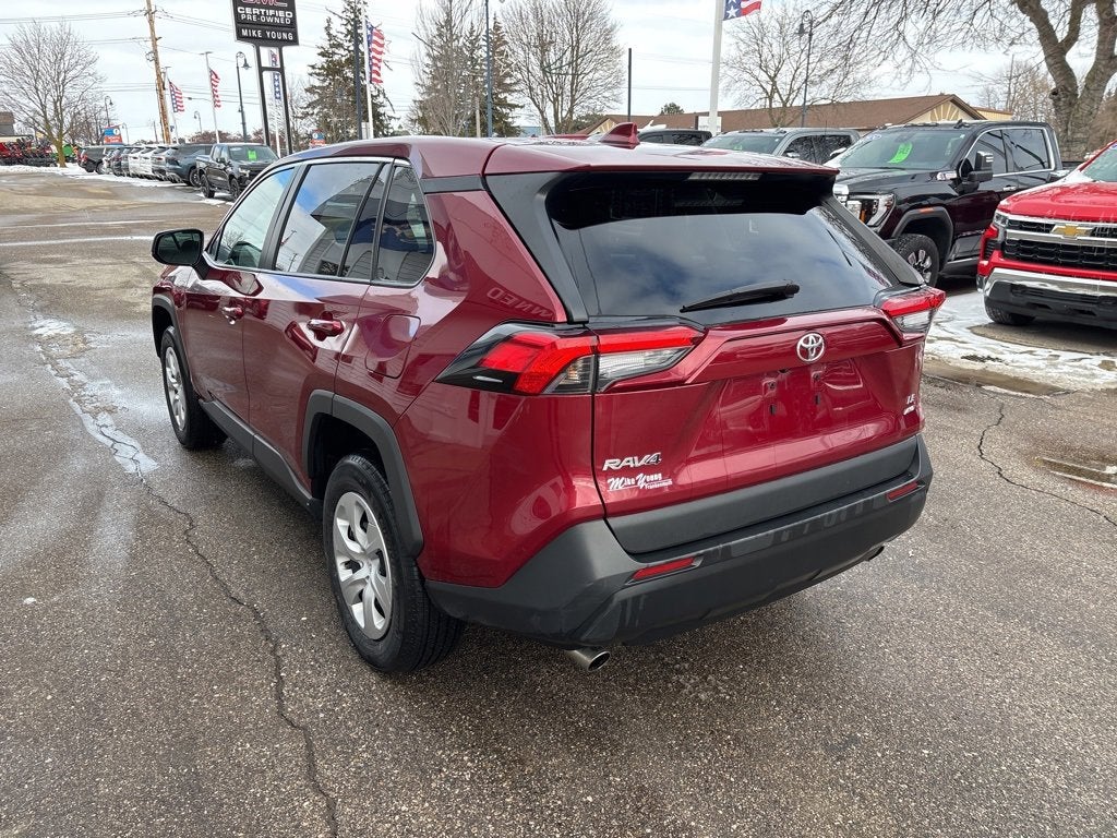 2024 Toyota RAV4 LE
