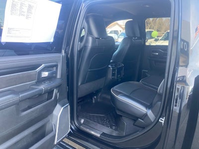 2022 RAM 2500 Laramie Crew Cab 4x4 6'4" Box