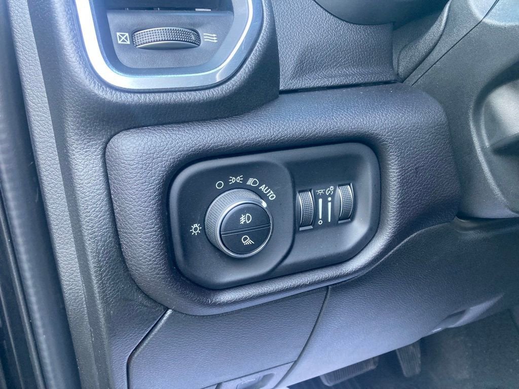 2022 RAM 2500 Laramie Crew Cab 4x4 6'4" Box