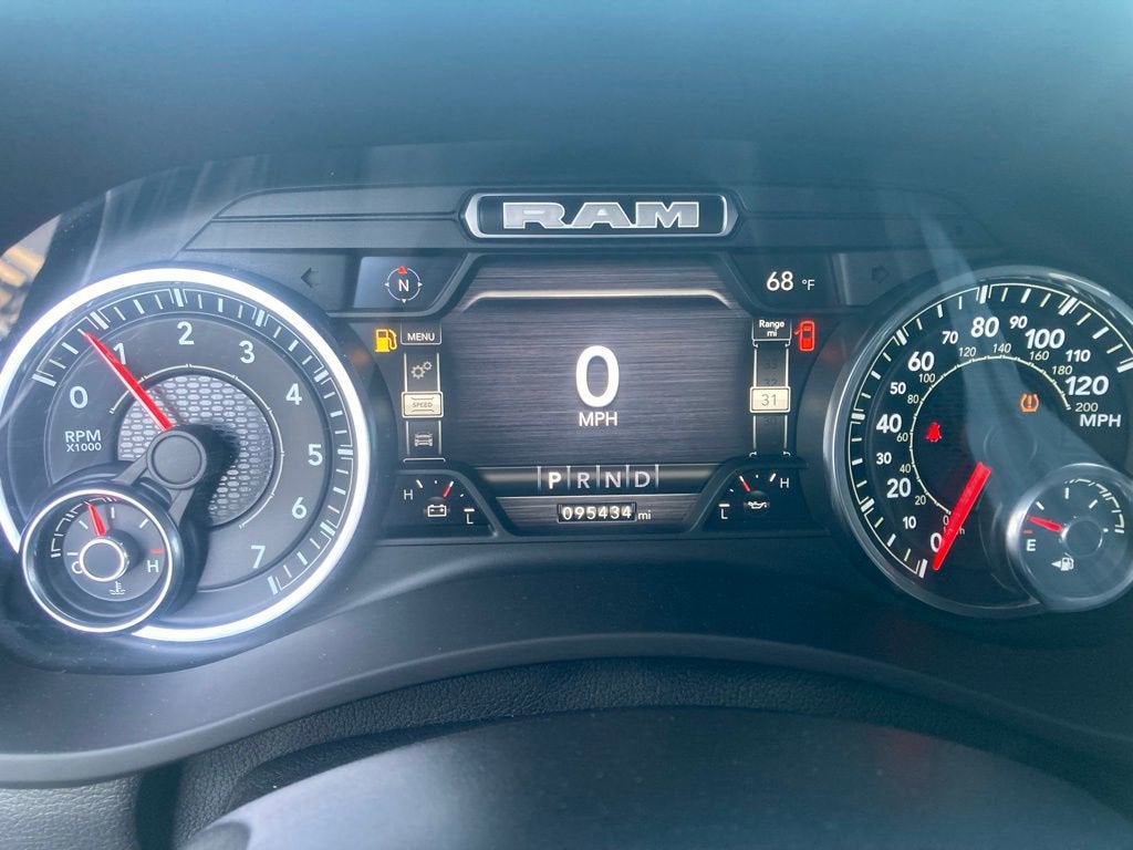 2022 RAM 2500 Laramie Crew Cab 4x4 6'4" Box