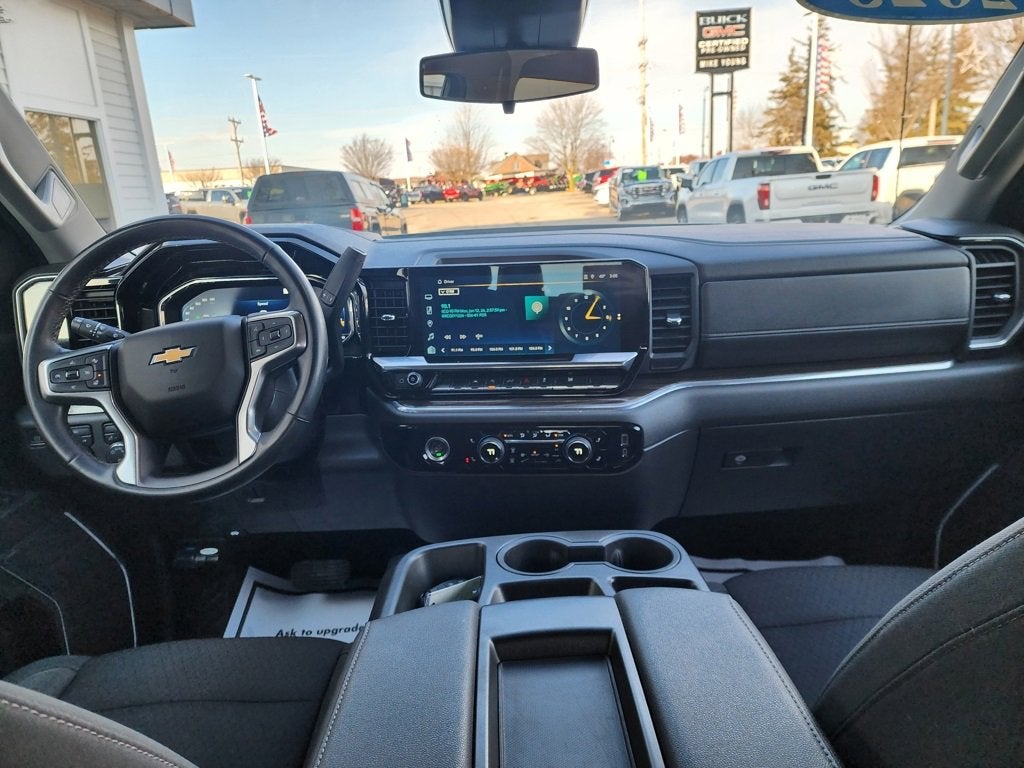 2023 Chevrolet Silverado 1500 LT (2FL)