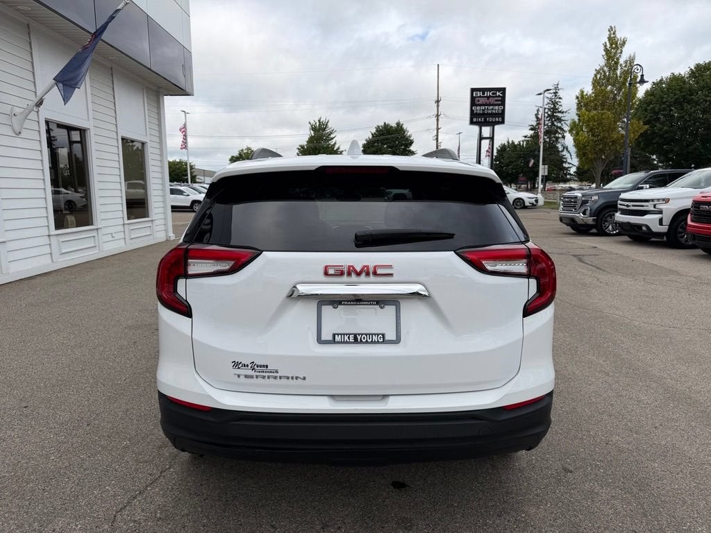 2024 GMC Terrain SLE