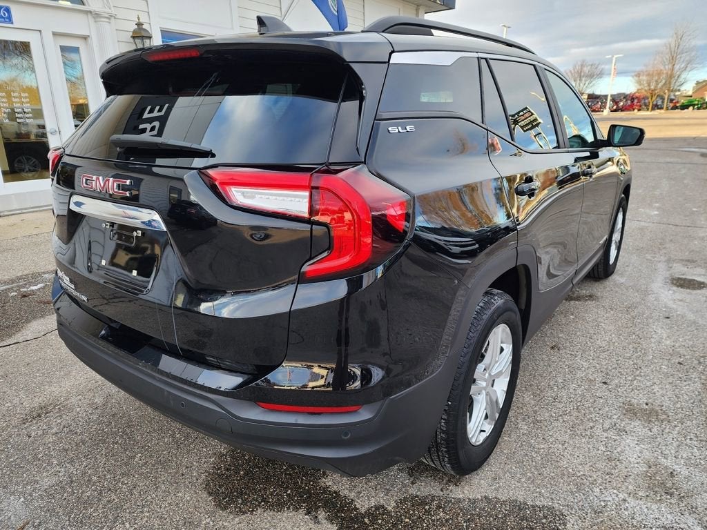 2024 GMC Terrain SLE