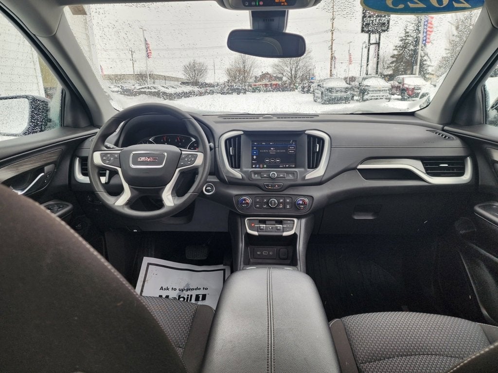 2023 GMC Terrain SLE