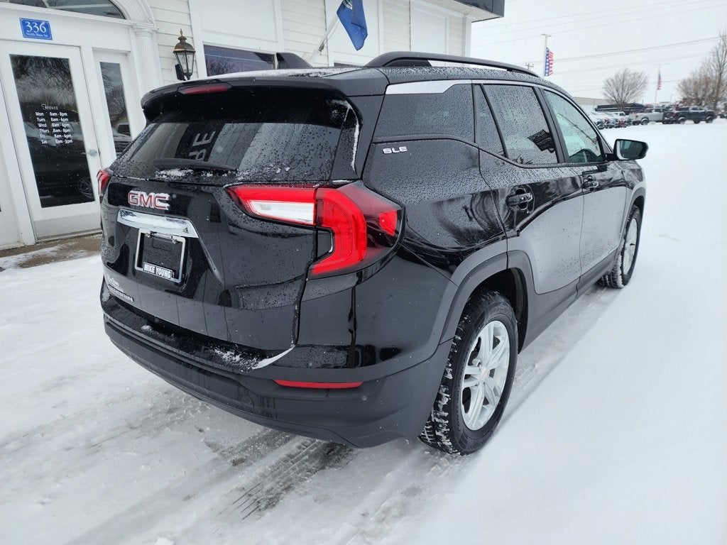 2023 GMC Terrain SLE