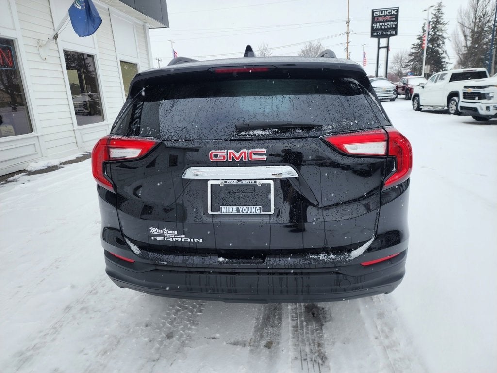 2023 GMC Terrain SLE