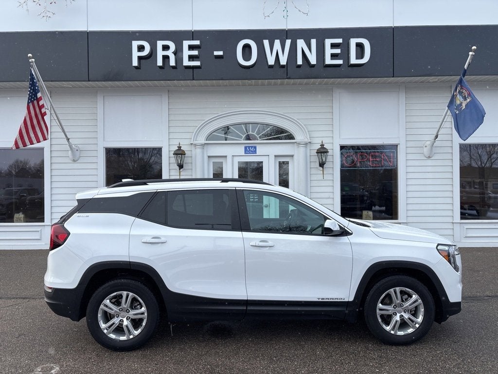 2022 GMC Terrain SLE