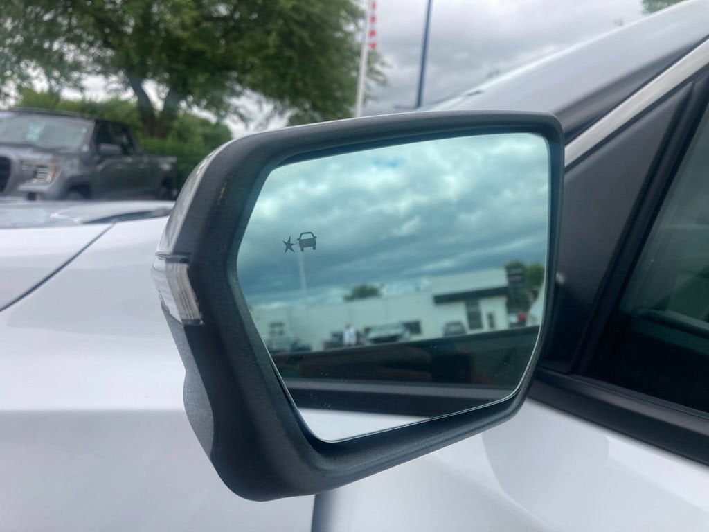 2023 GMC Terrain SLT - Photo 21