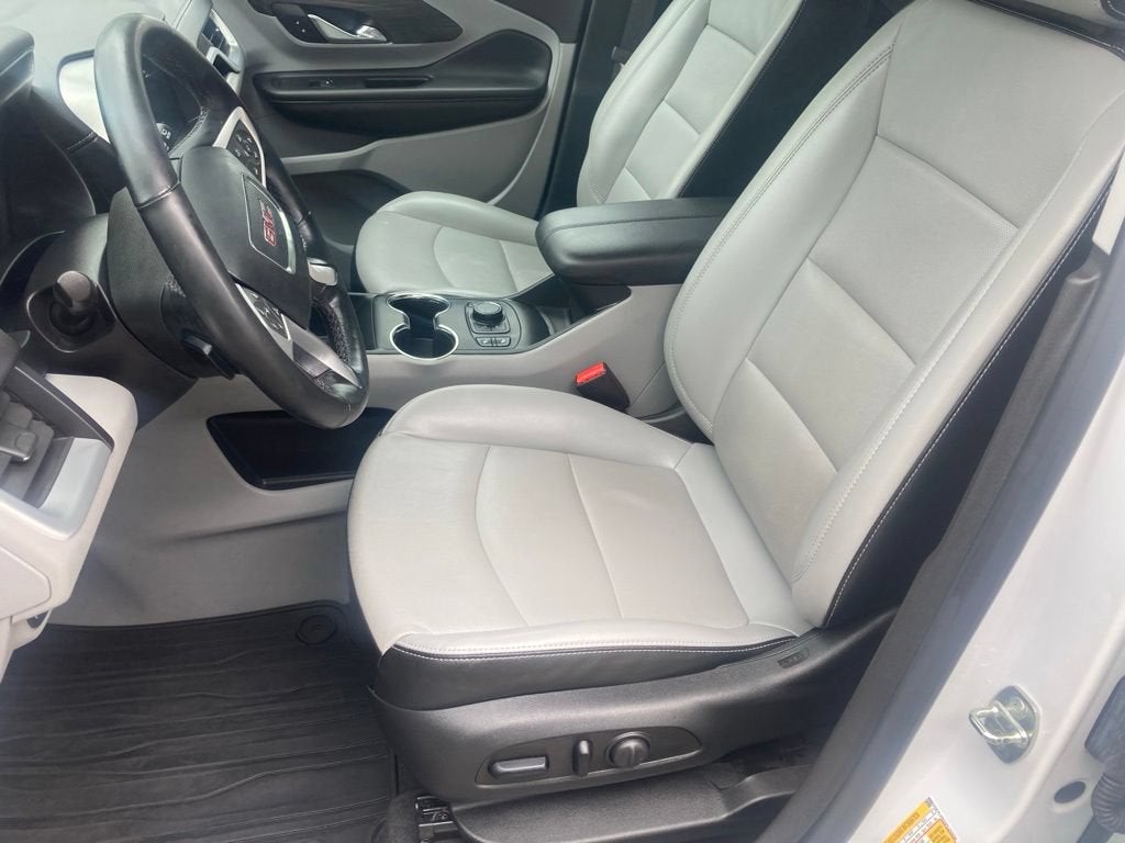 2023 GMC Terrain SLT - Photo 29