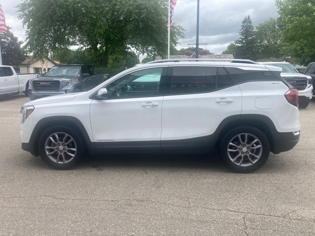 2023 GMC Terrain SLT