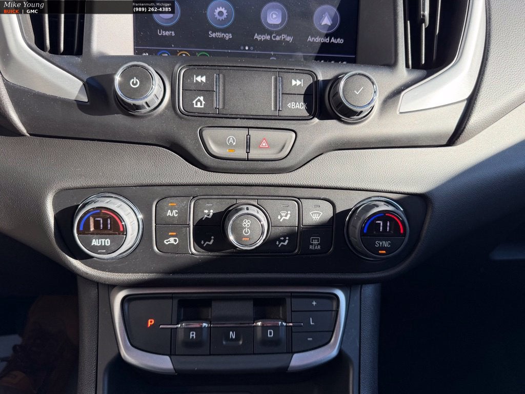 2024 GMC Terrain SLT