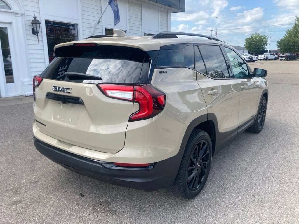 2023 GMC Terrain SLT
