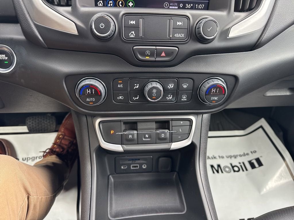 2023 GMC Terrain SLT