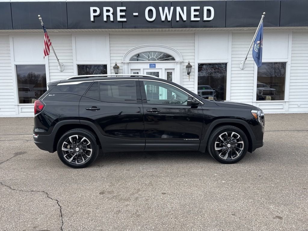 2023 GMC Terrain SLT