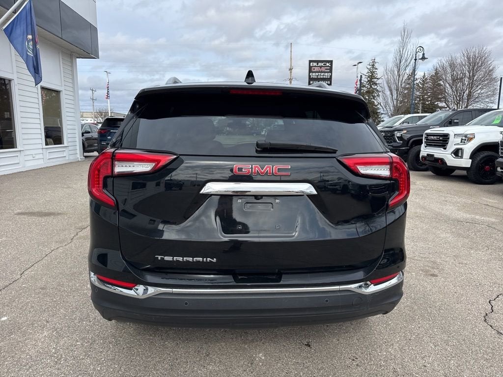 2023 GMC Terrain SLT