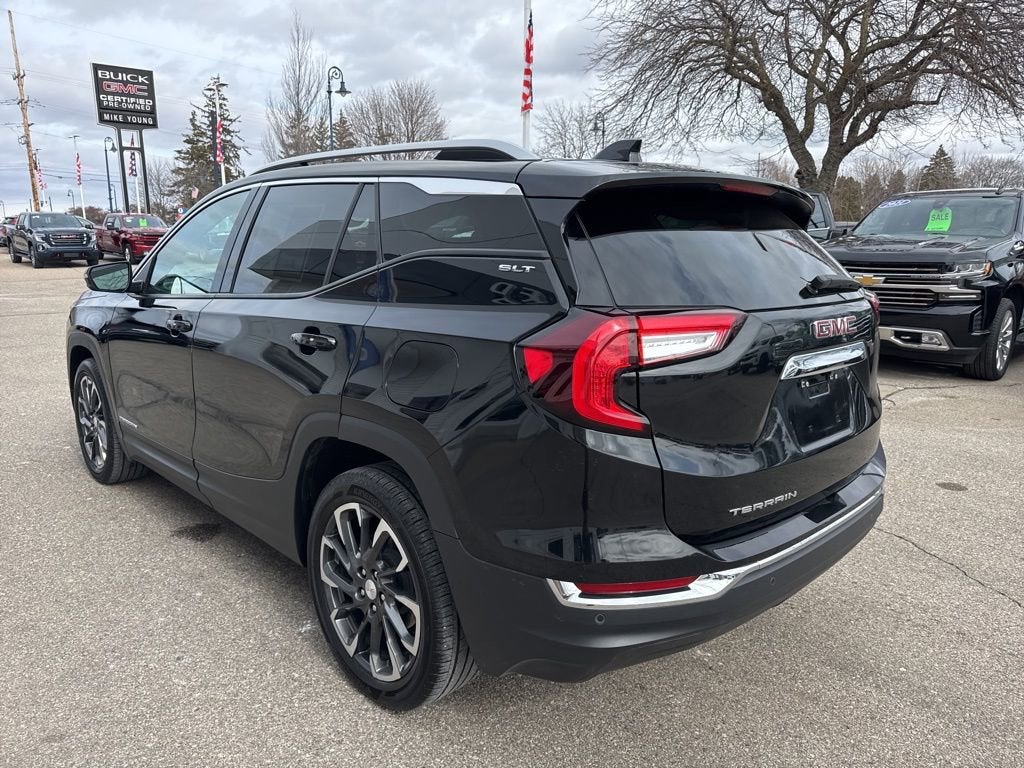 2023 GMC Terrain SLT