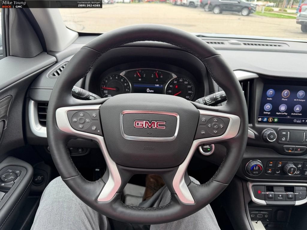 2024 GMC Terrain SLT