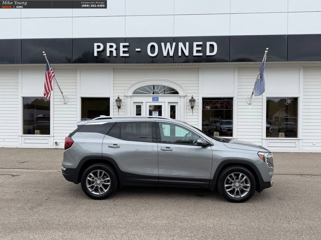 2024 GMC Terrain SLT