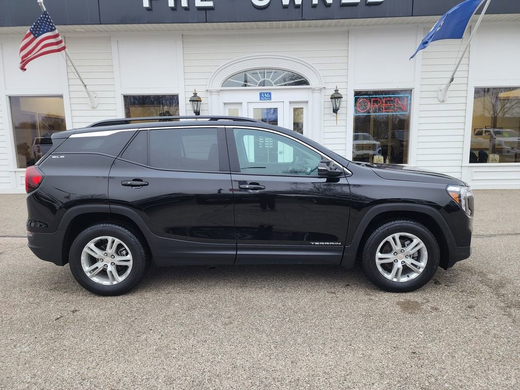 2023 GMC Terrain SLE