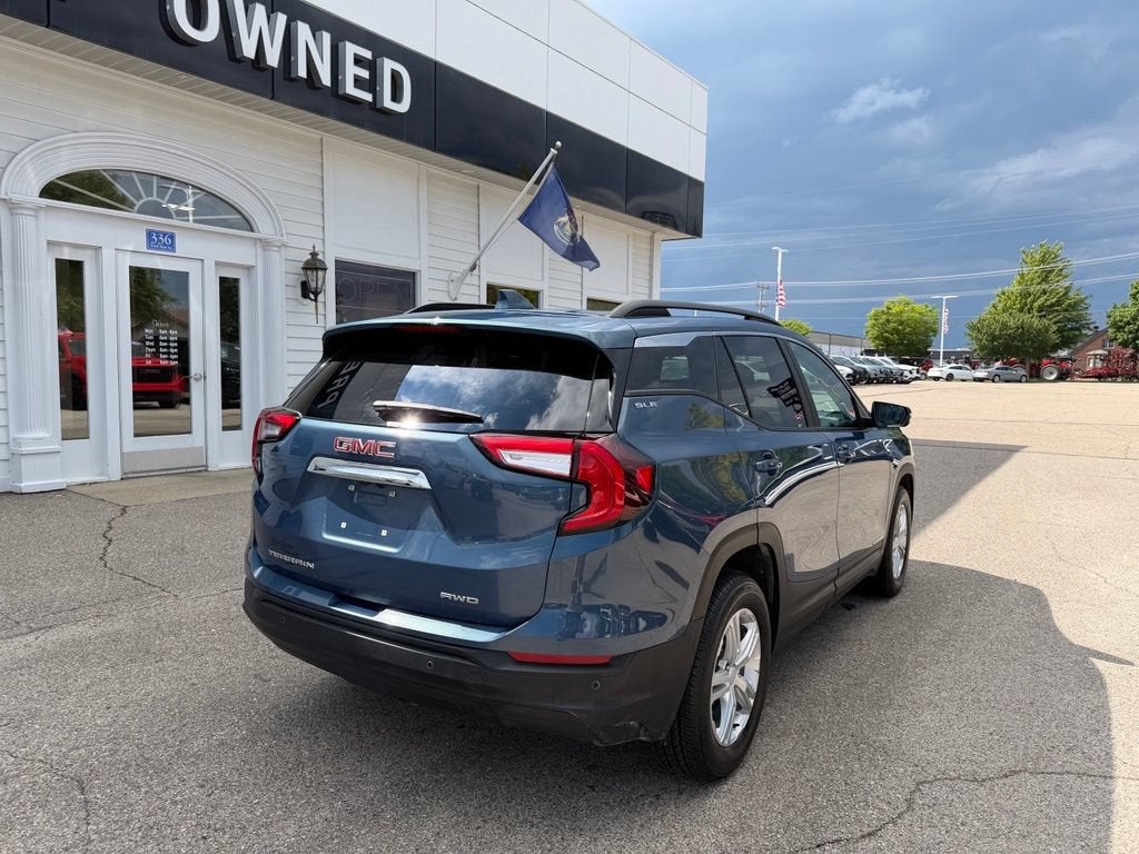2024 GMC Terrain SLE