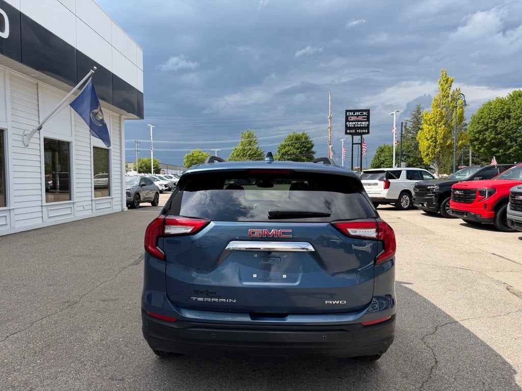 2024 GMC Terrain SLE