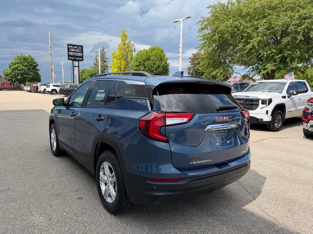 2024 GMC Terrain SLE