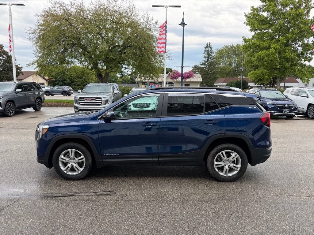 2022 GMC Terrain SLE