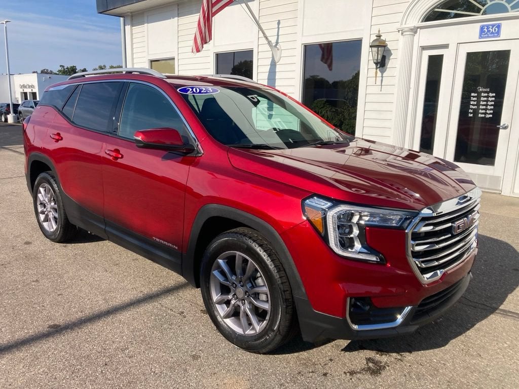 2023 GMC Terrain SLT