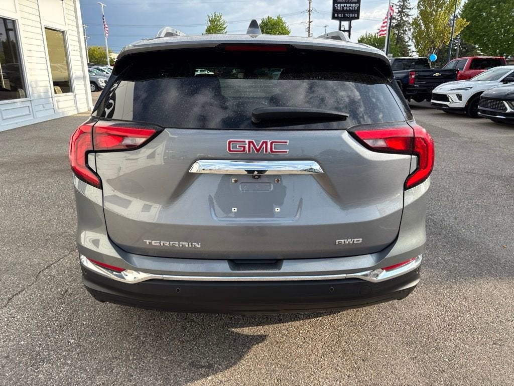 2020 GMC Terrain SLT