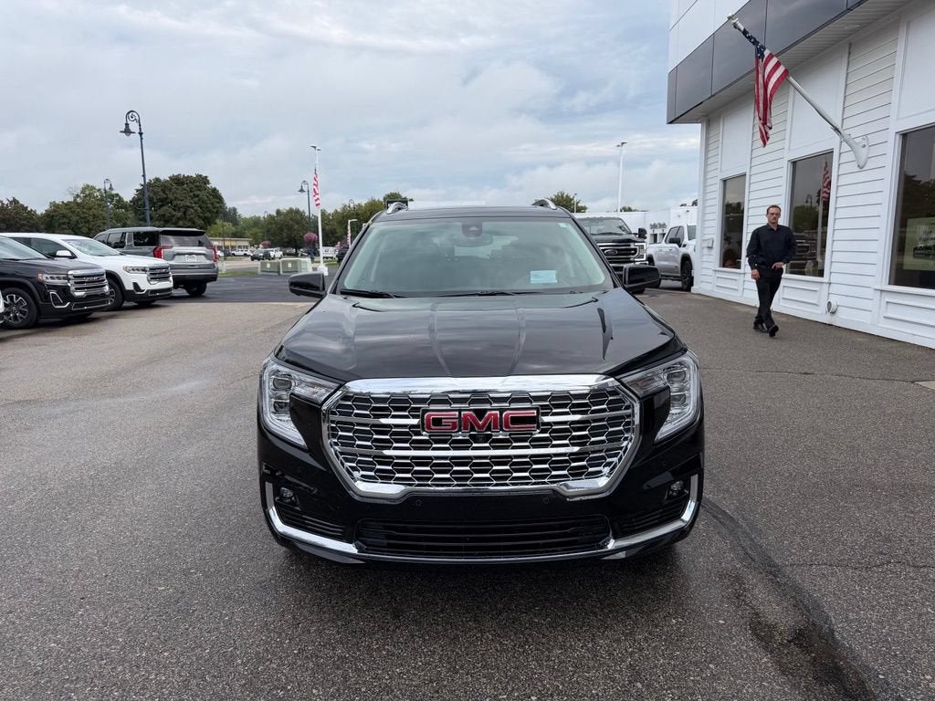 2024 GMC Terrain Denali