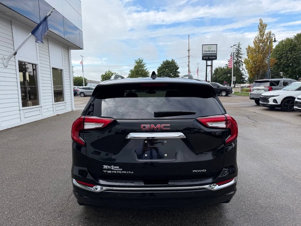 2024 GMC Terrain Denali