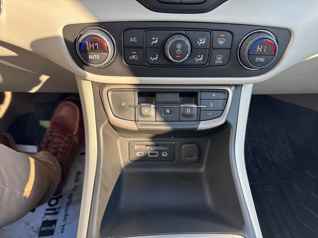 2023 GMC Terrain Denali