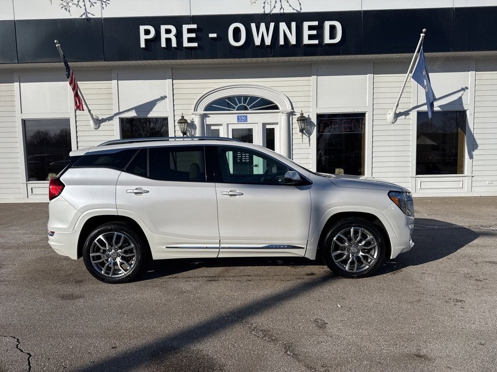 2023 GMC Terrain Denali