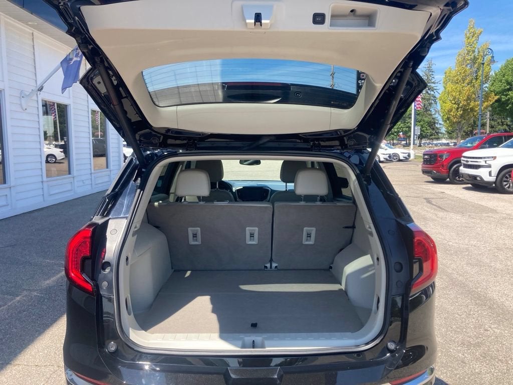 2023 GMC Terrain Denali
