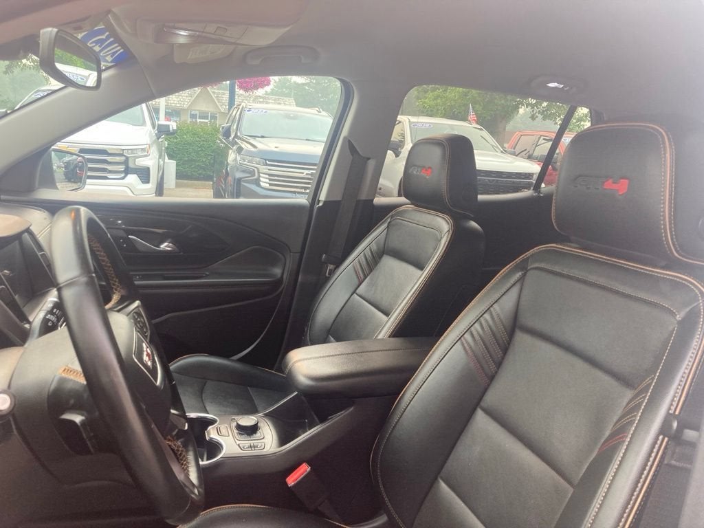 2023 GMC Terrain AT4