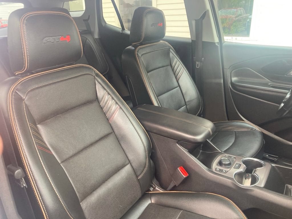 2023 GMC Terrain AT4